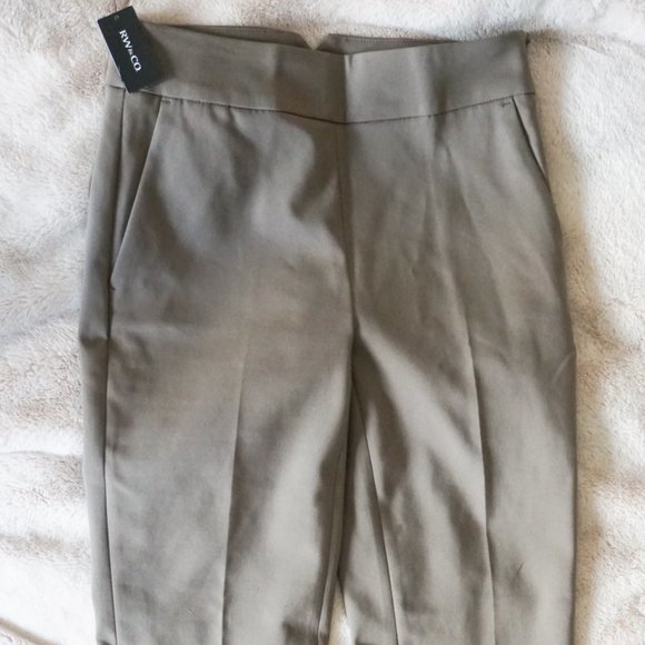 RW&CO Crop Dress Pant, NWT - Picture 2 of 4